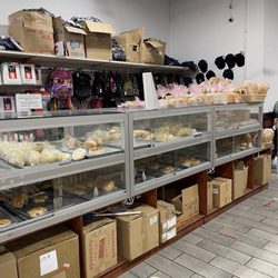 Good Fortune Supermarket - Baked goods