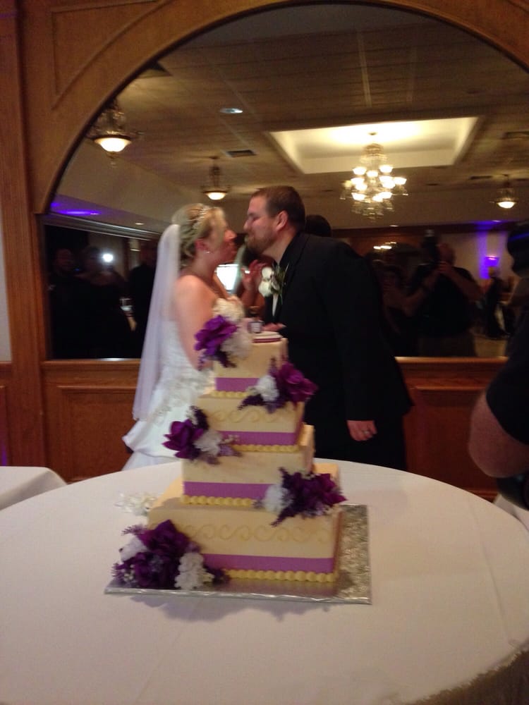 ST SAVA HALL Updated June 2024 2151 W Wallings Rd, Broadview