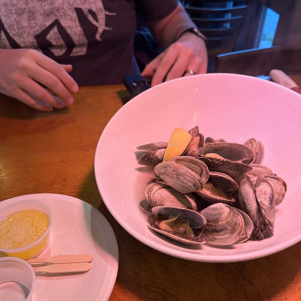 Geddy's - Seafood Near Me - Bar Harbor, Maine Geddy's - Seafood Near Me - Bar Harbor, Maine