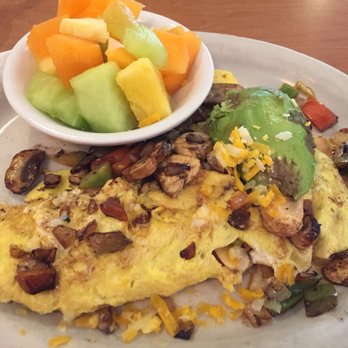Millbrae Pancake House - Vegetarian omlette side of fruit - American Near Me - Millbrae, California