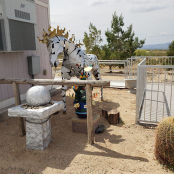 Area 66 - Sculptures outside of a shop that was closed when we arrived - Landmarks & Historical Buildings Near Me - Yucca, Arizona