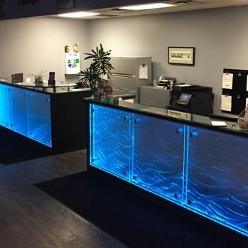 Dickey's Glass - Auto Glass Services Near Me - Newport, Kentucky Dickey's Glass - Auto Glass Services Near Me - Newport, Kentucky