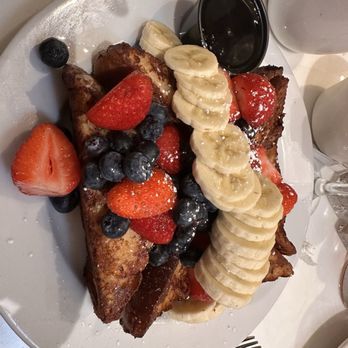 Briarpatch Restaurant - Traditional Brioche French Toast - American Near Me - Winter Park, Florida