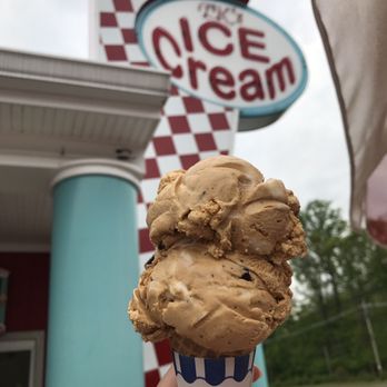 TK's Ice Cream - Brownie s'mores! - Ice Cream & Frozen Yogurt Near Me - Cream Ridge, New Jersey