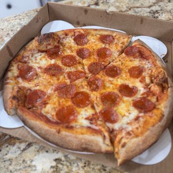 Luciano's Too Pizzeria - 14" pepperoni pizza - Pizza Near Me - Cape Coral, Florida Luciano's Too Pizzeria - 14" pepperoni pizza - Pizza Near Me - Cape Coral, Florida