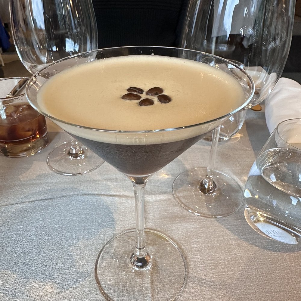 Restaurant Caprice - Espresso martini - Italian Near Me - Wengen, BE Restaurant Caprice - Espresso martini - Italian Near Me - Wengen, BE