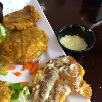 Orozco's - Green tostones with garlic and salt - Puerto Rican Near Me - San Juan, Puerto Rico Orozco's - Green tostones with garlic and salt - Puerto Rican Near Me - San Juan, Puerto Rico
