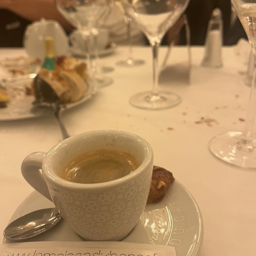 Les Grands Buffets - Coffee - French Near Me - Narbonne, 11
