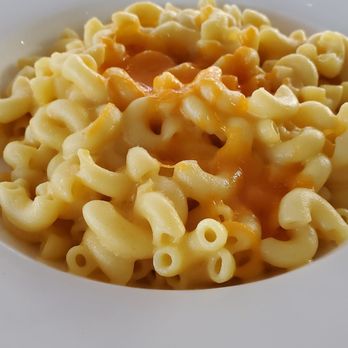 The Vista by Chef Denis - Decadent mac n' cheese (kid's menu) - French Near Me - Caledon, Ontario The Vista by Chef Denis - Decadent mac n' cheese (kid's menu) - French Near Me - Caledon, Ontario