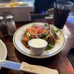 Ricardo's Bar & Grill