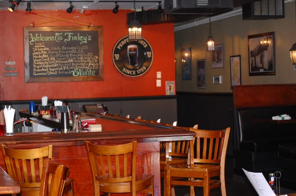 Finley's Pub by null