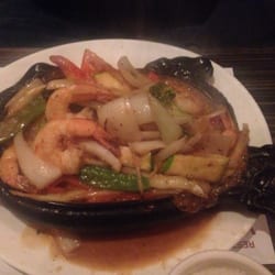 Restaurant Viet Thai - Sizzling shrimp sauté... My husband liked it... But he likes everything... Nothing special to me.