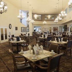 Prestige Senior Living Bridgewood - Dining room