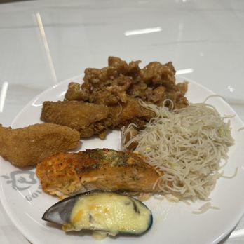 Golden Apple Buffet - Sample Plate - Buffets Near Me - Snellville, Georgia