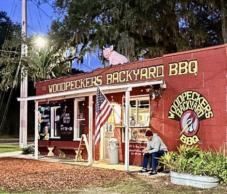 Woodpeckers Backyard BBQ by null