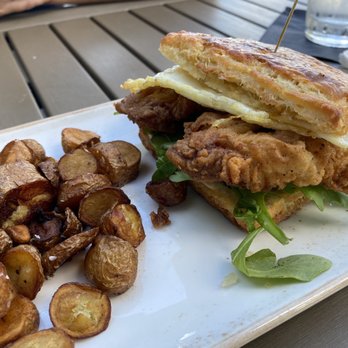 Canvas - Chicken Biscuit - New American Near Me - Orlando, Florida