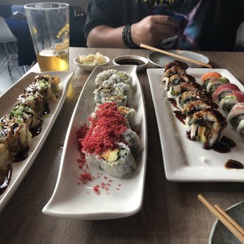Sushi Rock - Eel Special Roll Salmon Roll Spicy Crunch Shrimp Roll Wasabi Pork Shumai Edamame - Sushi Bars Near Me - Arlington, Virginia Sushi Rock - Eel Special Roll Salmon Roll Spicy Crunch Shrimp Roll Wasabi Pork Shumai Edamame - Sushi Bars Near Me - Arlington, Virginia