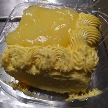 Lutfi's Fried Fish - The delicious and large piece of lemon cake - Soul Food Near Me - Omaha, Nebraska