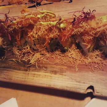 Saku Sushi - Lion King Roll ($11) - Sushi Bars Near Me - Toronto, Ontario Saku Sushi - Lion King Roll ($11) - Sushi Bars Near Me - Toronto, Ontario