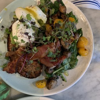Bluestone Lane DUMBO Café - Bug Big Brekkie - Coffee & Tea Near Me - Brooklyn, New York