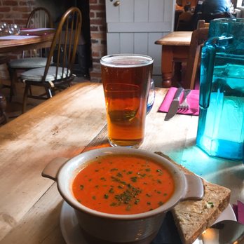 White Horse Inn - Tomato soup and a pint of bitters - Pubs Near Me - Woodbridge, SFK White Horse Inn - Tomato soup and a pint of bitters - Pubs Near Me - Woodbridge, SFK