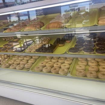 Donut Palace - Classic donuts, sausage rolls, breakfast sandwiches - Donuts Near Me - Oklahoma City, Oklahoma