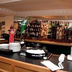 Shefford Tandoori - There bar.