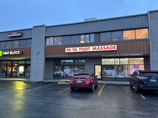 Yaya Foot and Body Massage