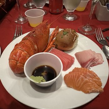 Cafe Sierra - My second plate of lobster and sashimi. NOTE: Tuna sashimi was still frozen! - New American Near Me - Universal City, California
