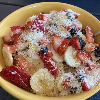 Backyard Bowls - Beautiful :3 - Breakfast & Brunch Near Me - Los Angeles, California