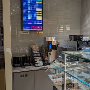 Escape Lounges - Drinks here. - Airport Lounges Near Me - Oakland, California