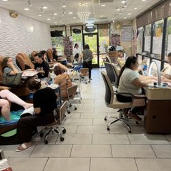 Royal Nails & Spa - Royal Nails Spa-1620 Mendocino Ave, #A, Santa Rosa, CA 95401, the best nail salon in Santa Rosa, CA