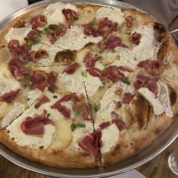 Juliana's - No.1 - Pizza Near Me - Brooklyn, New York