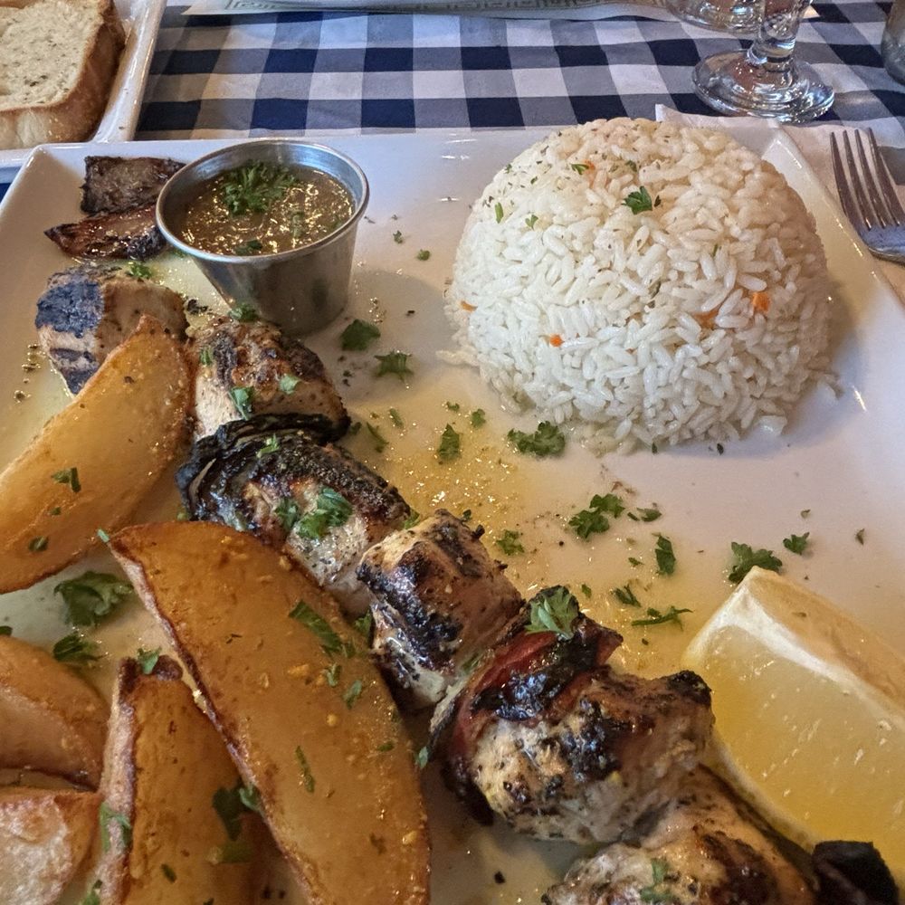 Terrasse Thanos - Chicken souvlaki & calamari - Greek Near Me - Montreal, Quebec Terrasse Thanos - Chicken souvlaki & calamari - Greek Near Me - Montreal, Quebec