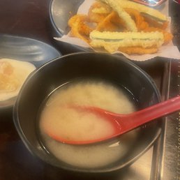 Miso soup , not a lot of tofu :( but still good . Miso soup , not a lot of tofu :( but still good .