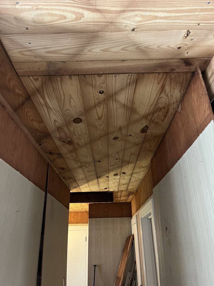 Slide of DL Construction & Restoration