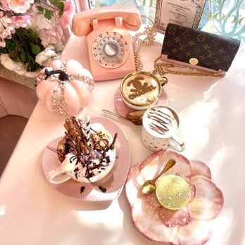 Mrs Coco - Hot chocolate, keylime cheesecake, latte - Cafes Near Me - Henderson, Nevada
