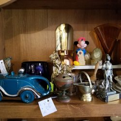 Antiques On 48