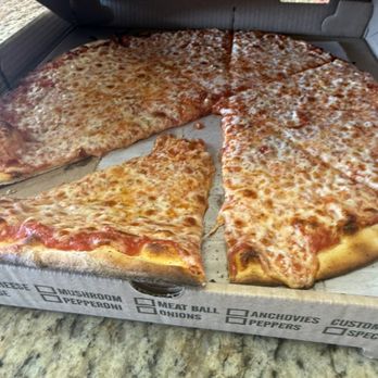 Tesoro Cucina - Pizza Near Me - Beverly, Massachusetts