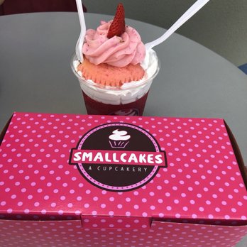 Smallcakes - Desserts Near Me - Pearland, Texas