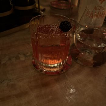 The Portrait Bar - Cocktail Bars Near Me - New York, New York The Portrait Bar - Cocktail Bars Near Me - New York, New York
