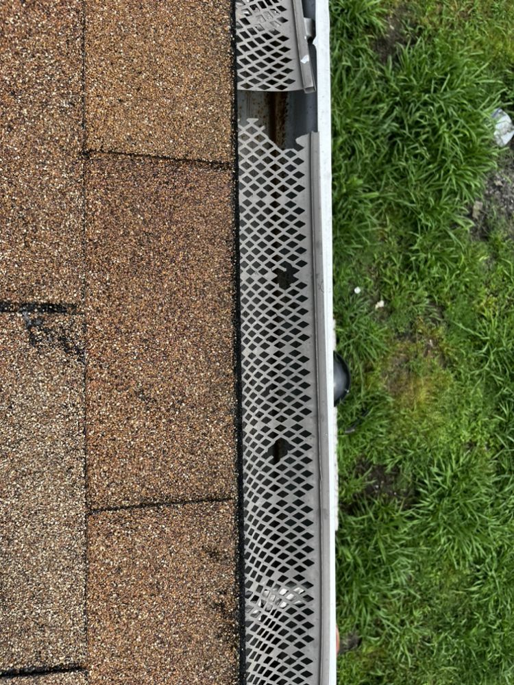 Slide of Rich The Roofer