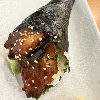 Oishii - Rock and Roll hand roll - Sushi Bars Near Me - Santa Rosa, California
