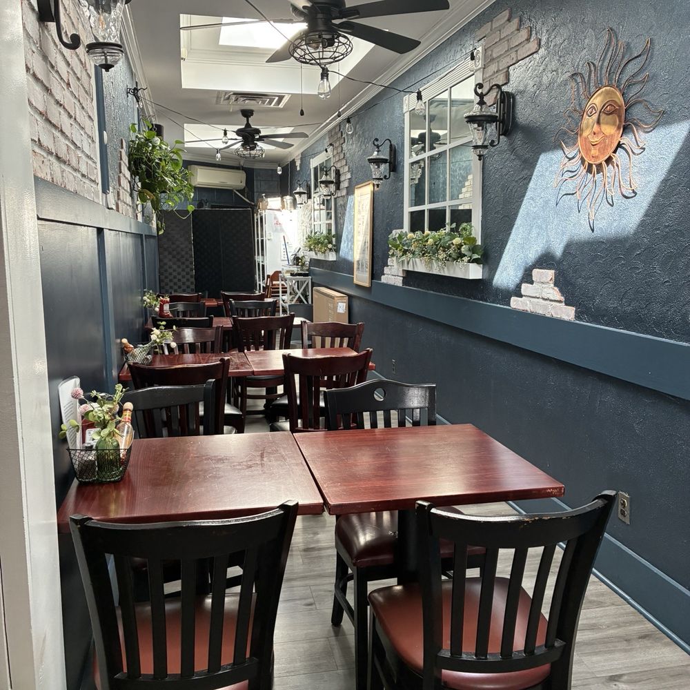 The Crazy Argentinian Empanadas - dining hall - Empanadas Near Me - Nutley, New Jersey The Crazy Argentinian Empanadas - dining hall - Empanadas Near Me - Nutley, New Jersey