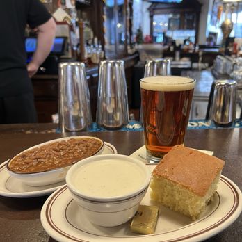 Union Oyster House - Oyster House Clam Chowder and Baked Beans - Seafood Near Me - Boston, Massachusetts Union Oyster House - Oyster House Clam Chowder and Baked Beans - Seafood Near Me - Boston, Massachusetts