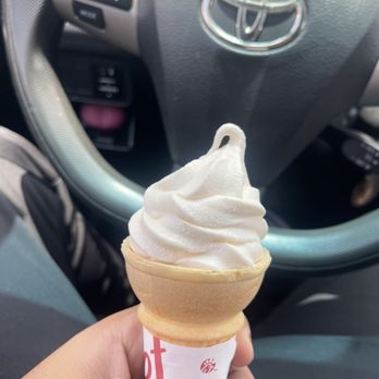 Chick-fil-A - No effort, barely any ice cream to this. - Fast Food Near Me - Riverside, California
