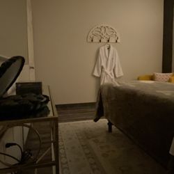 Ginger Massage