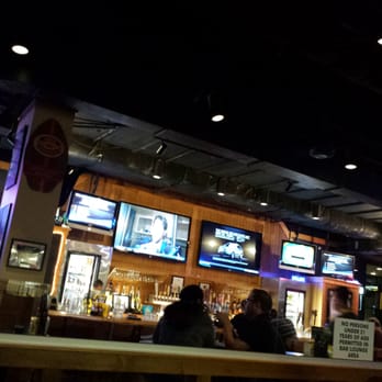 Buffalo Wild Wings - Looking @ the Bar - American Near Me - Milford, Connecticut Buffalo Wild Wings - Looking @ the Bar - American Near Me - Milford, Connecticut