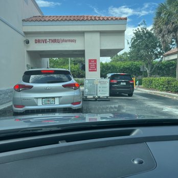 CVS Pharmacy - No sign to let drivers know it's only lane one for testing. Signs led to make drivers believe both lanes are available for testing. - Drugstores Near Me - Hollywood, Florida