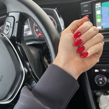 Nail World - Big apple red dip - Nail Salons Near Me - Franklin, Tennessee